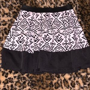 Medium Black and White Skirt